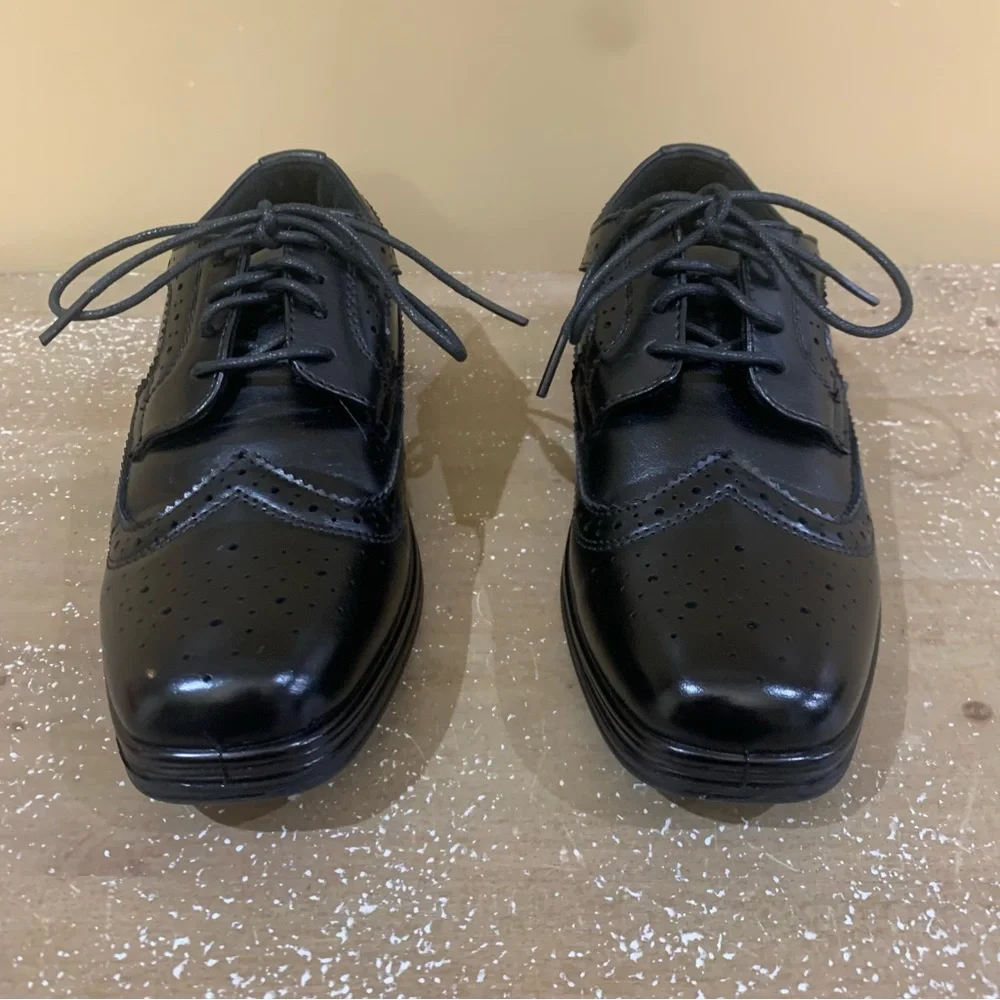 Deer Stags Boys Ace Wingtip Oxford Comfort Dress Shoes Size 1.5 Black